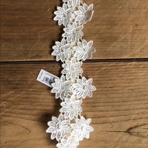 American Eagle lace floral elastic headband NWT